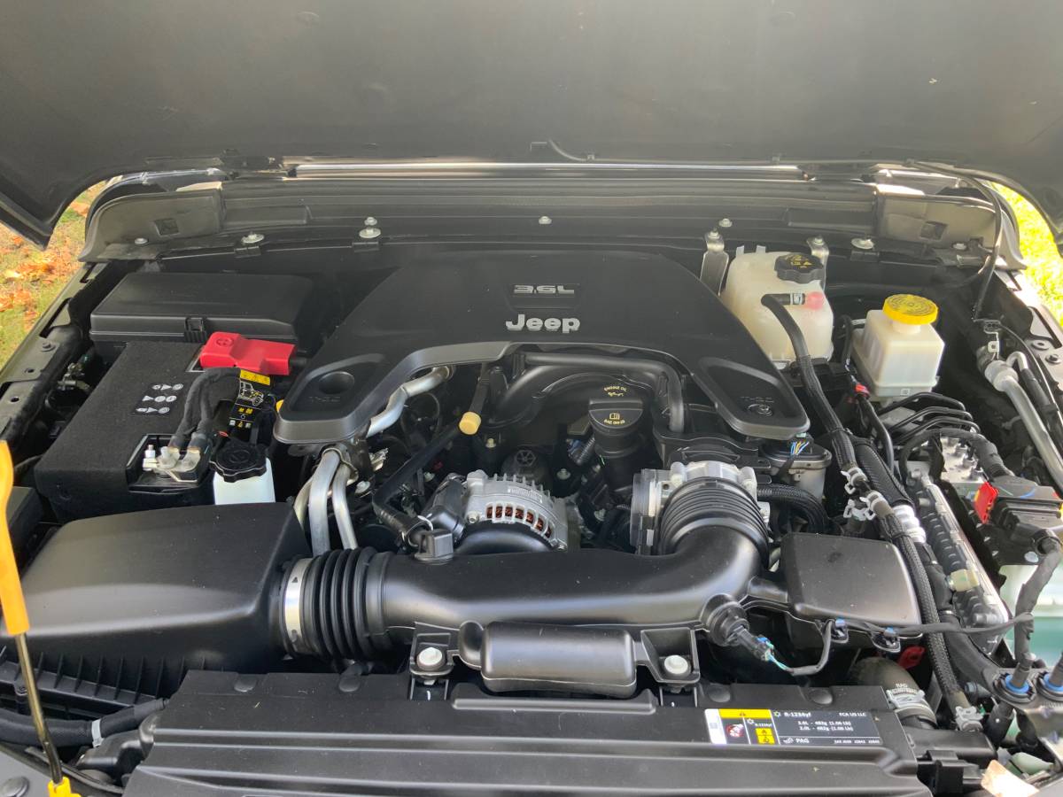 00606_fPjONmb4B5W_0CI0t2_1200x900